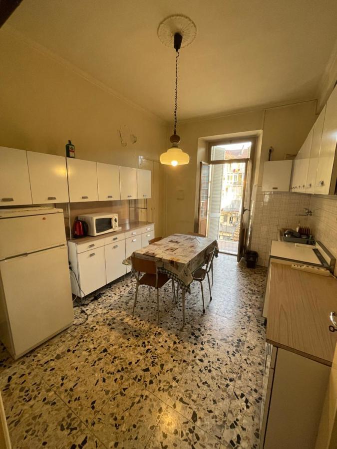 Amin'S B&B Turin Bagian luar foto
